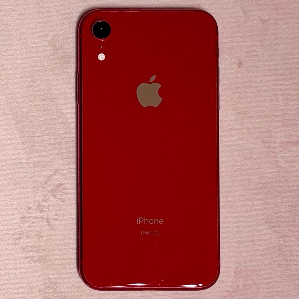 Apple iPhone XR - Vibrant Red